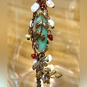 VTG turquoise, gold & silver tone earrings with faux pearl & garnet beads